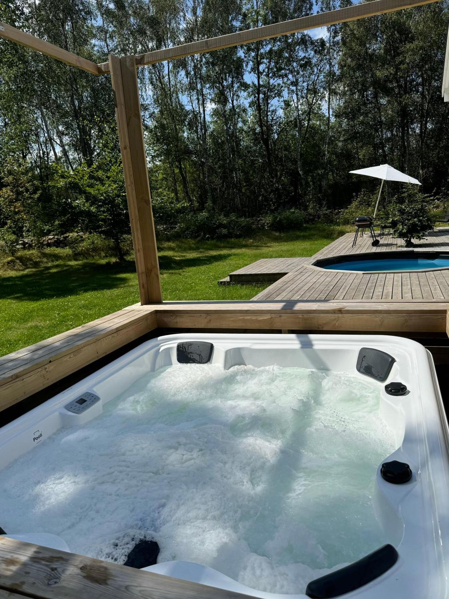 Cabin In The Forest With Spa Bath Vastra Torup Bagian luar foto