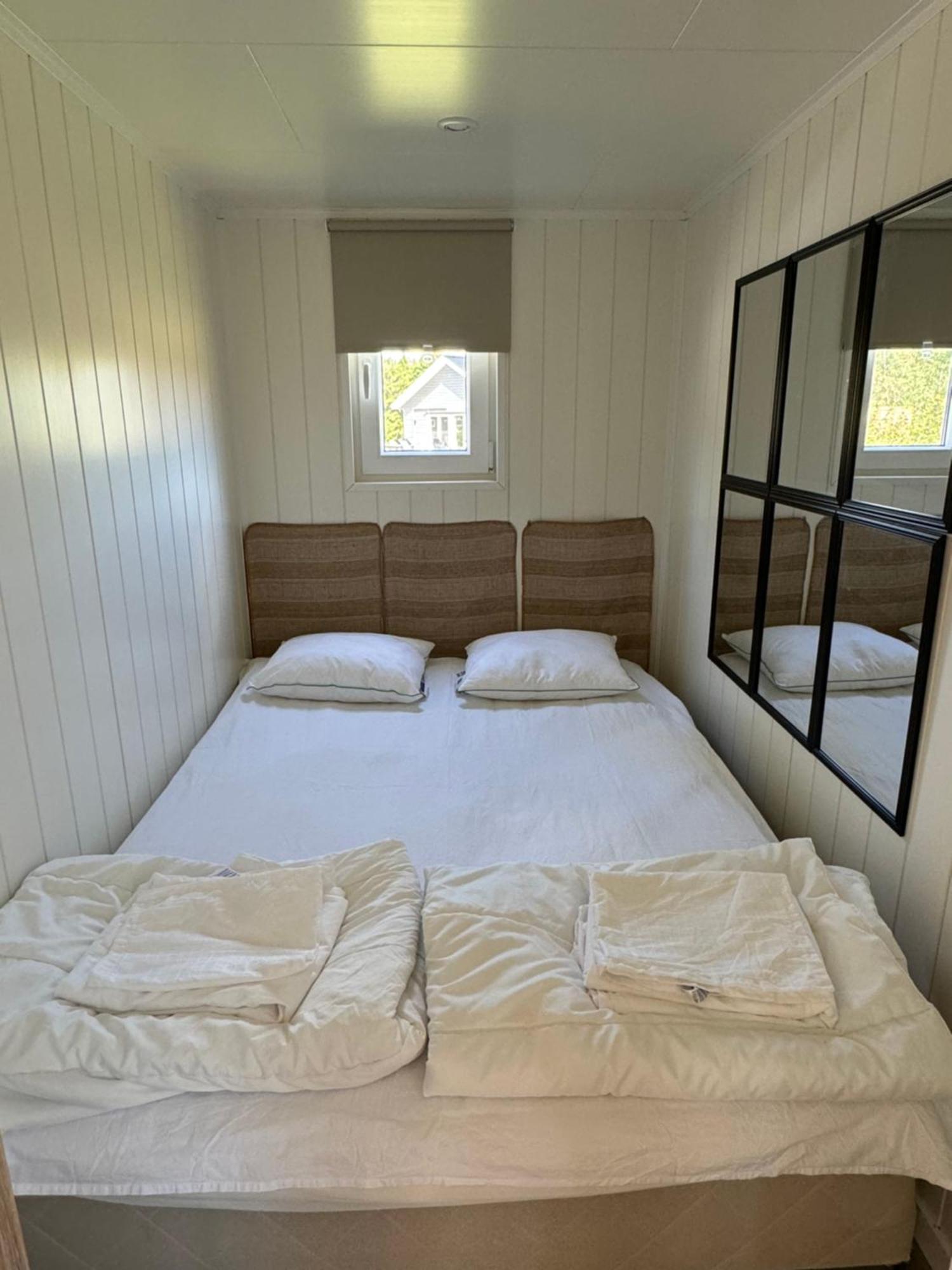 Cabin In The Forest With Spa Bath Vastra Torup Bagian luar foto